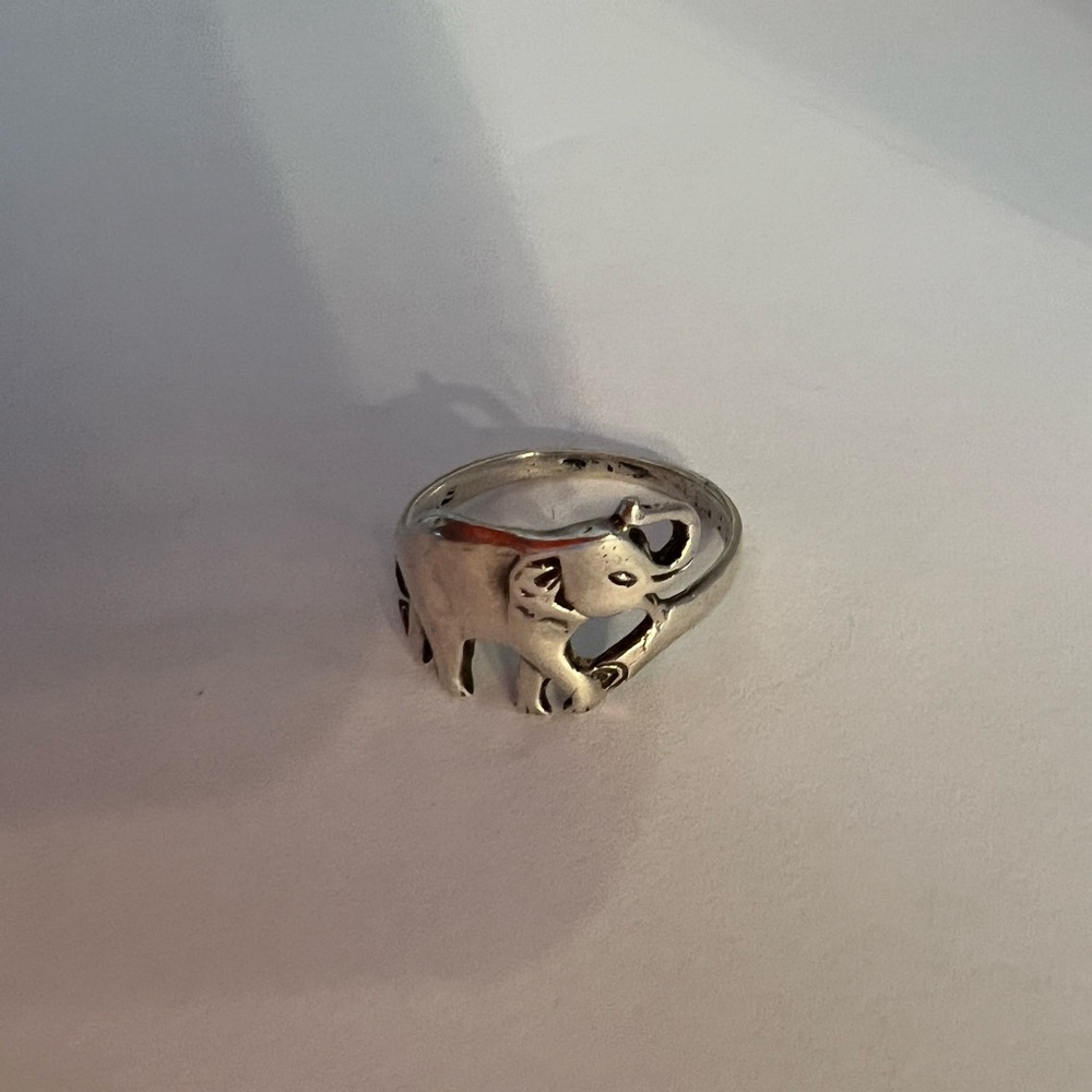 Cute  dainty Sterling Silver elephant ring  trunk up! -  Good luck ring